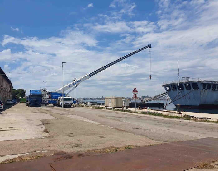 Dismissione della nave ammiraglia Vittorio Veneto 