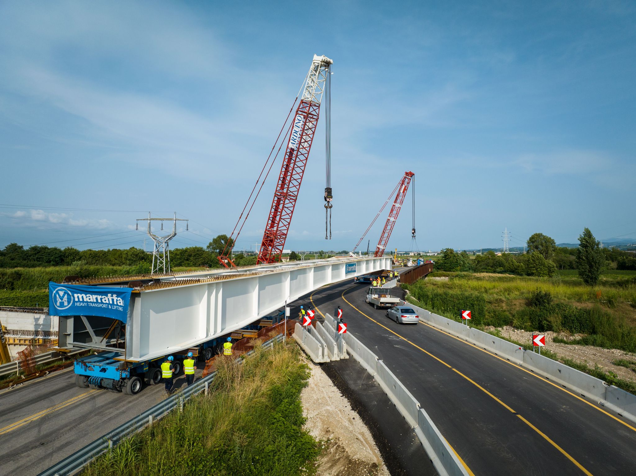 Two double girder spans handling for the new HS/HC Verona-Padua section